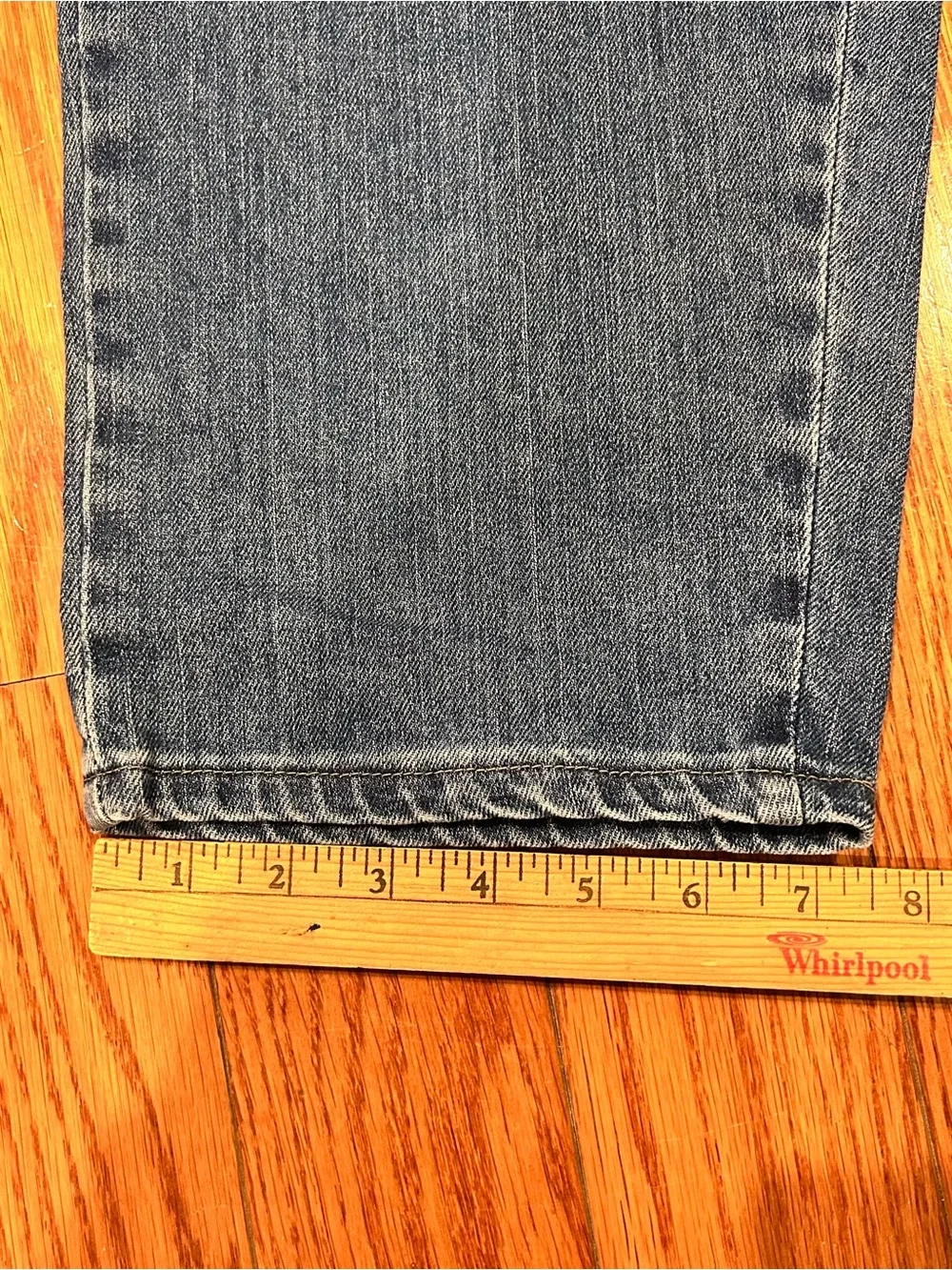 Lee nwt side